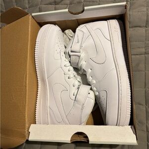 New Men’s Air Force 1 ‘07